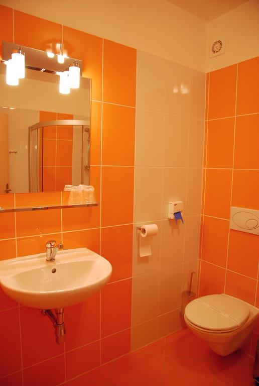 Hotel Senimo Olomouc Bagian luar foto